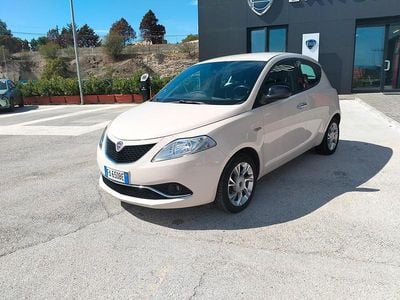 Usata Lancia Ypsilon S 95 CV (69 kW) 2015 Beige Utilitaria