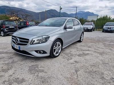 Usata Mercedes A180 109 CV (80 kW) 2013 Grigio Berlina