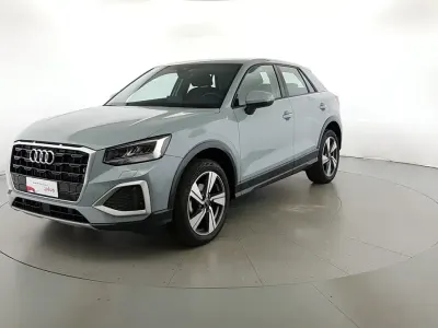 Usata Audi Q2 Advanced 150 CV (110 kW) 2023 Grigio freccia perlato SUV
