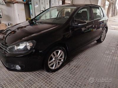 Begagnad VW Golf VI 105 HK (77 kW) 2010 Svart Halvkombi