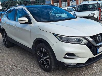 Usata Nissan Qashqai N-Connecta 140 CV (102 kW) 2020 Bianco SUV