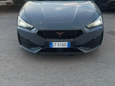 Usata Cupra Leon VZ 300 CV (220 kW) 2024 Bianco Station wagon