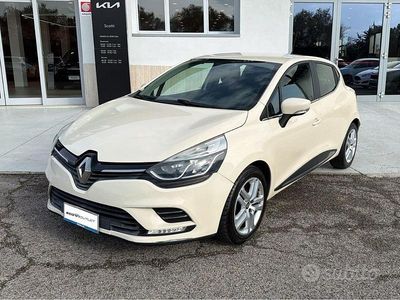Usata Renault Clio IV Zen 75 CV (55 kW) 2017 Bianco Berlina