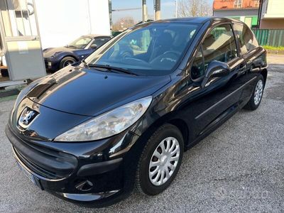 usata Peugeot 207 1.4 8V 75CV 3p. ONE Line