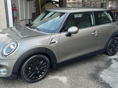 Begagnad Mini One D 95 HK (69 kW) 2019 Grå Halvkombi