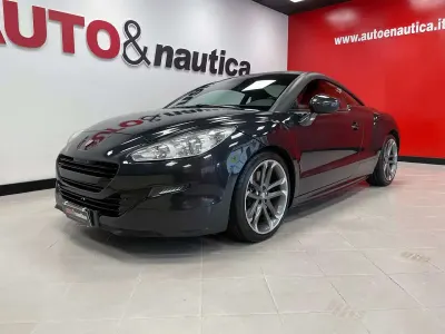 Begagnad Peugeot RCZ 200 HK (147 kW) 2013 Svart Sportkupé