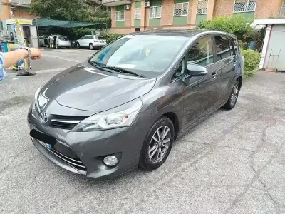 Usata Toyota Verso