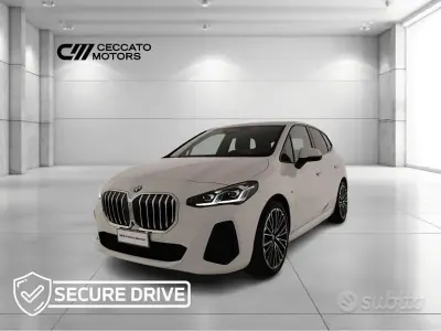 Gebraucht BMW 218 Active Tourer Comfort Edition 150 PS (110 kW) 2024 Weiß Van / Kleinbus
