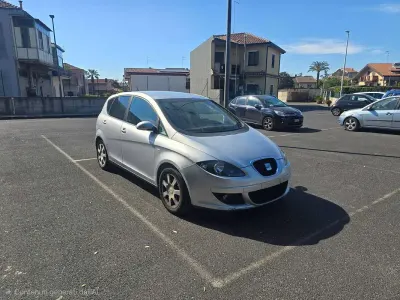 Usata Seat Altea Stylance 140 CV (102 kW) 2004 Argento Monovolume