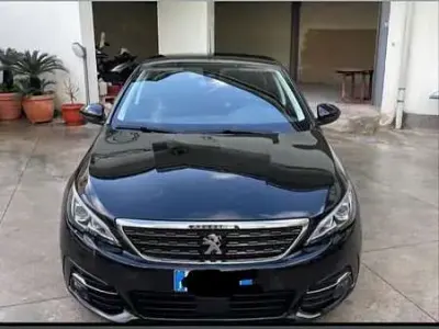 Usata Peugeot 308 Allure 120 CV (88 kW) 2018 Nero Berlina