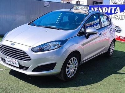 Grigio Usata 2017 Ford Fiesta Business Edition Utilitaria | 8700 € (Ottimo prezzo)