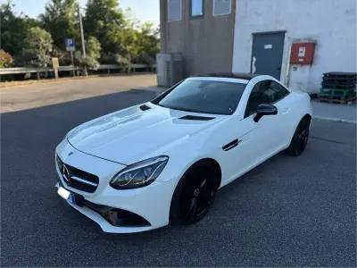 Usata Mercedes SLC250 AMG line 204 CV (150 kW) 2017 Cabrio