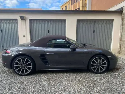 Usata Porsche 718 Boxster 300 CV (220 kW) 2019 Grigio Cabrio