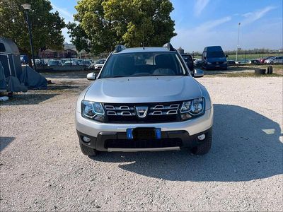 Usata Dacia Duster 115 CV (84 kW) 2017 Grigio SUV