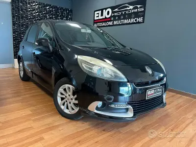 Usata Renault Scénic III XMOD 110 CV (80 kW) 2013 Nero Monovolume