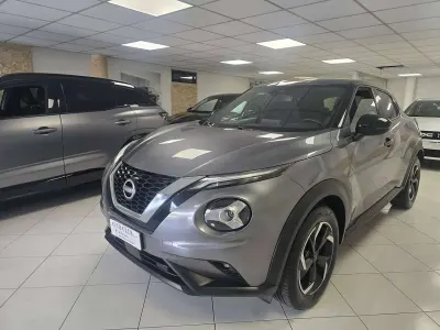 Usata Nissan Juke N-Connecta 114 CV (83 kW) 2023 Grigio cometa SUV