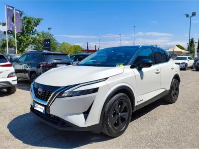 Usata Nissan Qashqai 190 CV (139 kW) 2024 Bianco SUV
