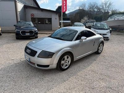 Usata Audi TT 179 CV (131 kW) 2001 Grigio Coupé