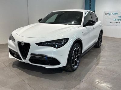 Usata Alfa Romeo Stelvio Veloce 209 CV (153 kW) 2024 Bianco SUV