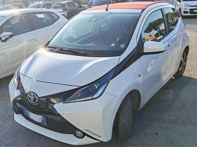 Bianco Usata 2017 Toyota Aygo X-wave Utilitaria | 9100 € (Buon prezzo)