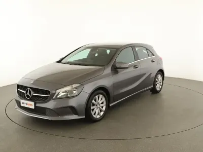 Usata Mercedes A160 Business 102 CV (75 kW) 2017 Grigio Utilitaria