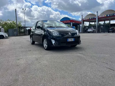 Usata Renault Twingo Dynamique 58 CV (42 kW) 2007 Nero Utilitaria