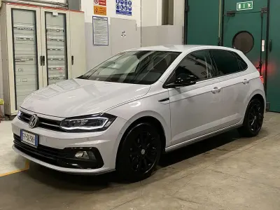 Usata VW Polo R-line 90 CV (66 kW) 2018 Utilitaria