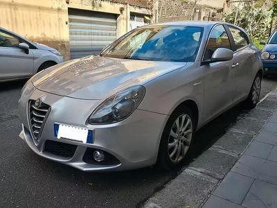 Usata Alfa Romeo Giulietta Exclusive 105 CV (77 kW) 2015 Grigio Utilitaria