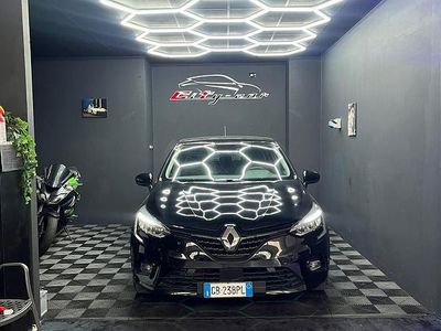 Usata Renault Clio V 101 CV (74 kW) 2020 Nero Berlina