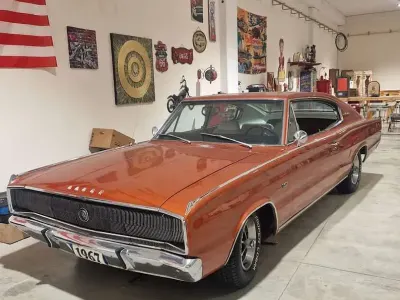 Usata Dodge Charger 325 CV (239 kW) 1967 Bronzo Berlina