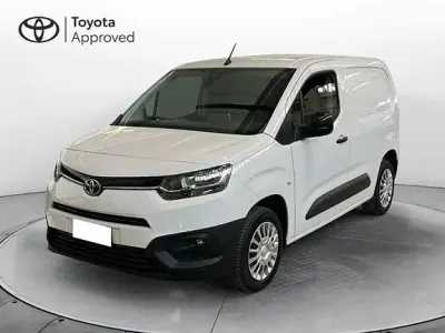 Usata Toyota Proace City City 102 CV (75 kW) 2022 Bianco Monovolume