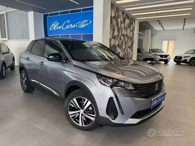 Usata Peugeot 3008 Allure 131 CV (96 kW) 2023 Grigio SUV