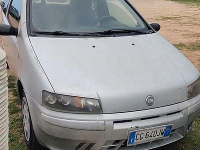 Usata Fiat Punto Feel 80 CV (58 kW) 2003 Utilitaria
