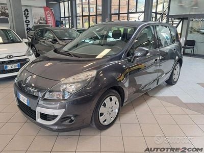 Usata Renault Scénic III Dynamique 110 CV (80 kW) 2010 Monovolume
