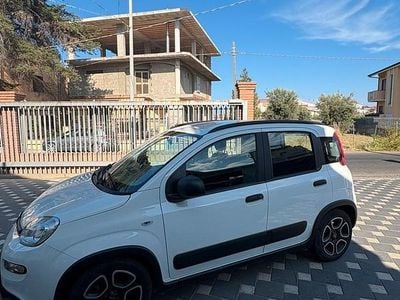 Usata Fiat Panda 70 CV (51 kW) 2022 Bianco Berlina