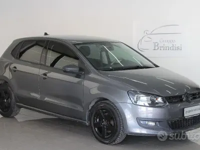Begagnad VW Polo Comfortline 75 HK (55 kW) 2011 Grå Halvkombi