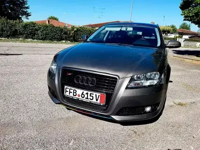 Usata Audi A3 Sportback 105 CV (77 kW) 2011 Grigio Utilitaria