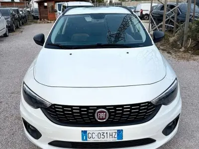 Usata Fiat Tipo Street 120 CV (88 kW) 2020 Bianco Station wagon