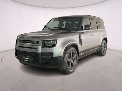 Usata Land Rover Defender SE 200 CV (147 kW) 2022 Grigio SUV