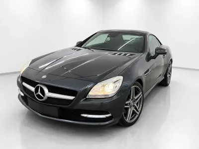 Usata Mercedes SLK200 184 CV (135 kW) 2012 Grigio scuro Cabrio