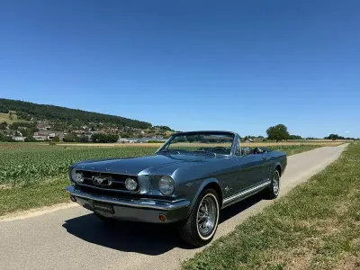 Usata Ford Mustang 203 CV (149 kW) 1965 Blu Cabrio