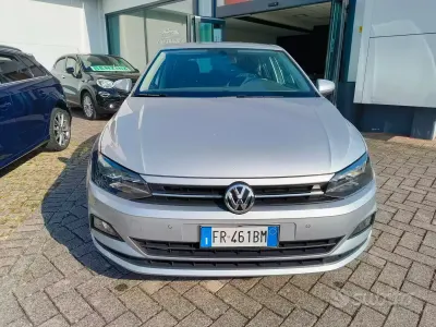 Usata VW Polo Comfortline 90 CV (66 kW) 2018 Grigio Utilitaria