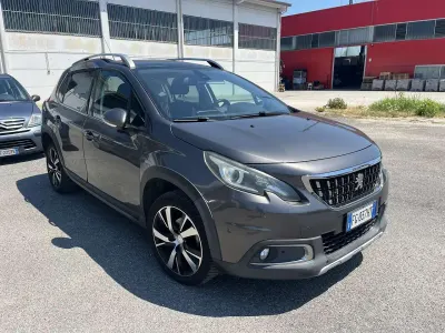 Usata Peugeot 2008 Allure 99 CV (72 kW) 2016 Other SUV