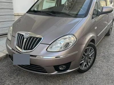 Usata Lancia Musa 95 CV (69 kW) 2010 Monovolume
