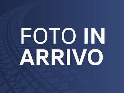 Usata VW T-Roc Style 150 CV (110 kW) 2021 Indium grey metallizzato nero SUV