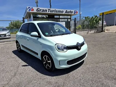 Usata Renault Twingo Intens 73 CV (53 kW) 2020 Verde Utilitaria