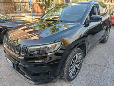 Usata Jeep Compass Summit 131 CV (96 kW) 2024 Nero SUV
