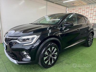 Usata Renault Captur Techno 91 CV (66 kW) 2024 Nero SUV