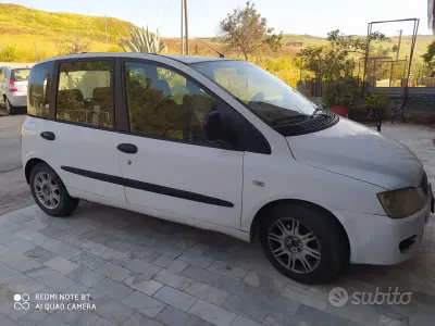 Usata Fiat Multipla 116 CV (85 kW) 2006 Bianco Monovolume