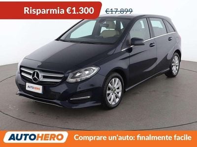 Usata Mercedes B180 Business 122 CV (89 kW) 2018 Blu Monovolume